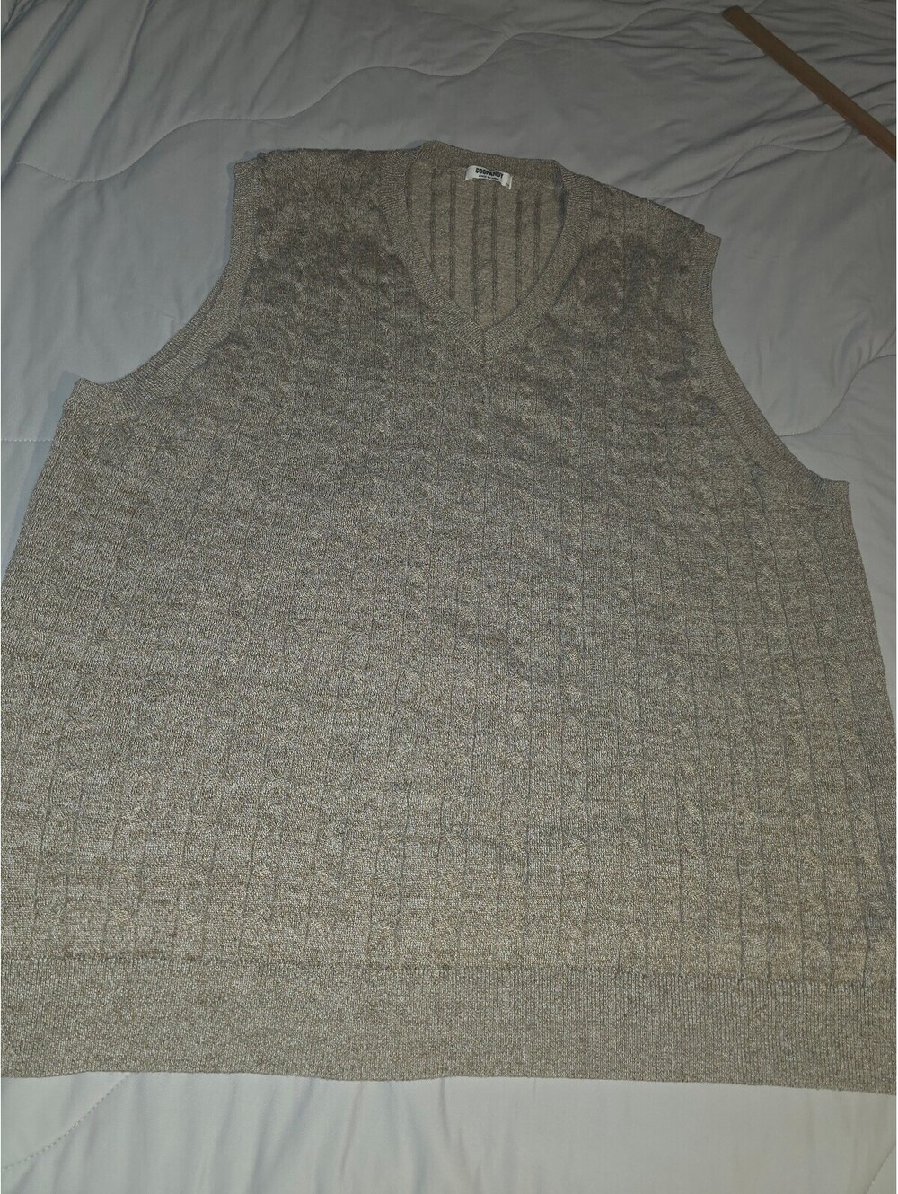 vtg  COOFANDY Men’s Knit V-Neck Sleeveless Sweater Vest Solid Dark beige - 2XL